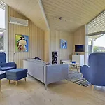 Hébergement de vacances Kierstine - 100m From The Sea By Interhome *