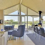 Kierstine - 100m From The Sea By Interhome *