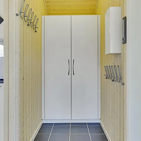 Kierstine - 100m From The Sea By Interhome Feriehus