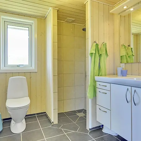 Kierstine - 100m From The Sea By Interhome Feriehus