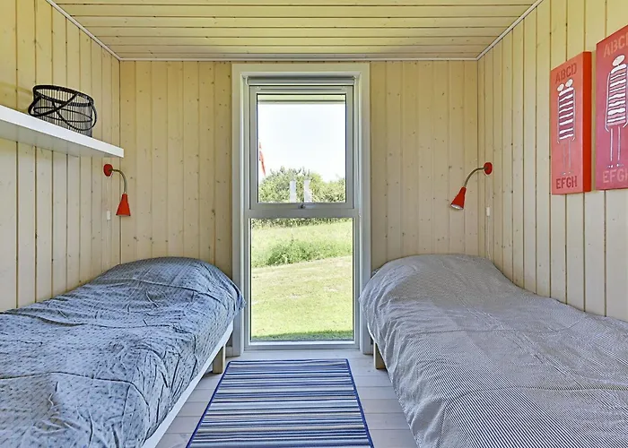 Kierstine - 100m From The Sea By Interhome